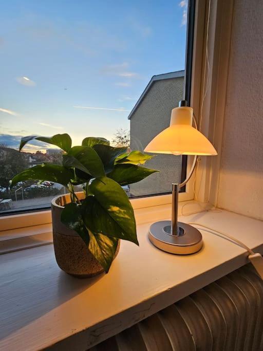Lejlighed Med Altan Og Gratis Parkering Aalborg Dış mekan fotoğraf